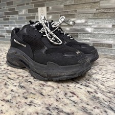 balenciaga triple s 