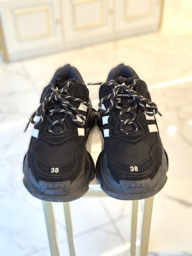 Balenciaga triple black - triple,