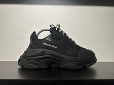 Balenciaga Triple S – Triple