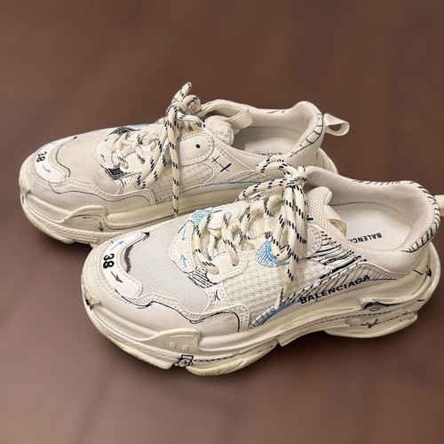 Men 0us balenciaga triple - 7.0us,