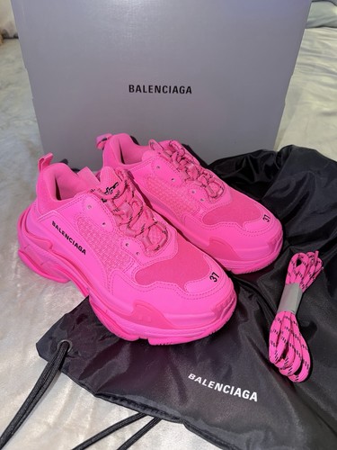 Authentic balenciaga triple - authentic,