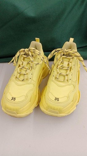 Sneakers model triple - sneakers,