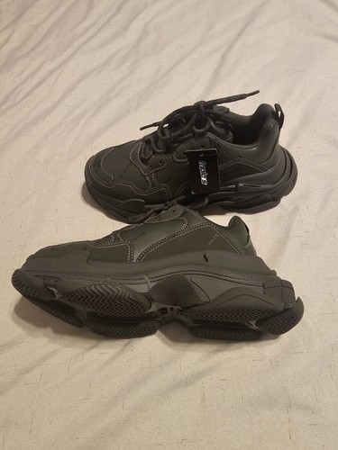 Balenciaga triple sz38 olive - balenciaga,